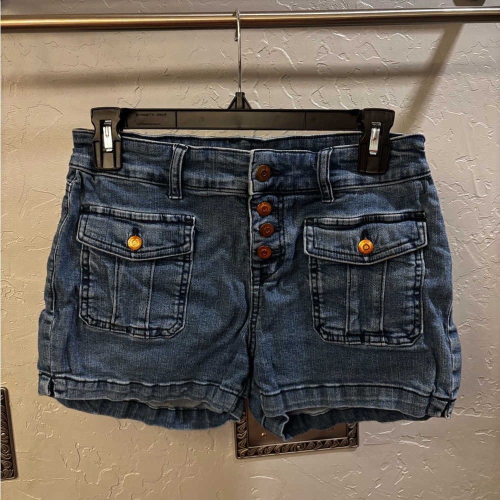 Women’s Jean Shorts with Cargo Style Pockets